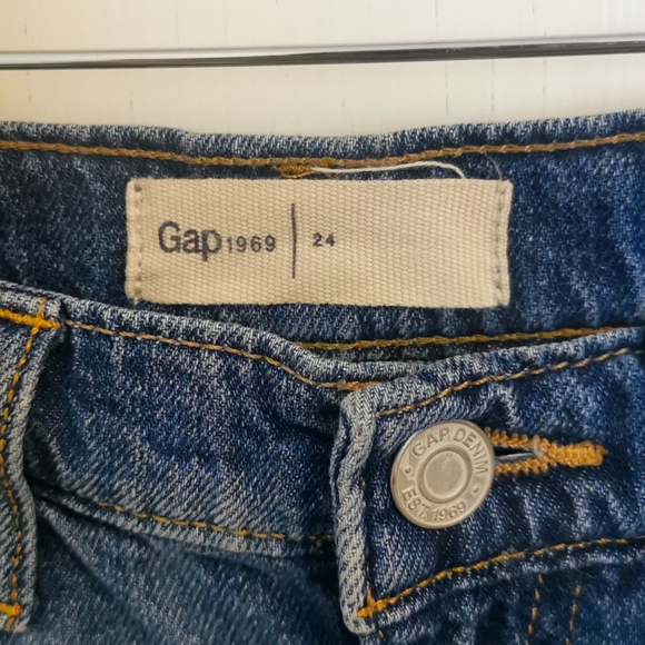 Gap Jean skirt - Picture 2 of 3